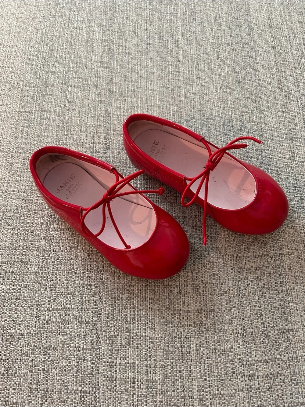 Janie and Jack Girls Red Patent Tie Flats. Size 9